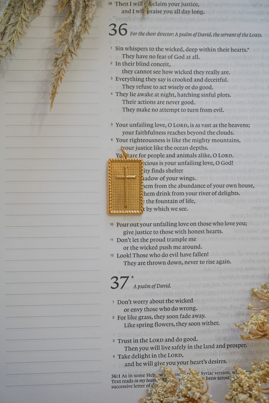 18k Gold Pvd Square Cross Pendant Charm
