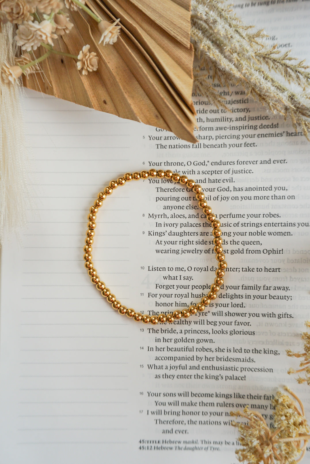 18k Gold Pvd Small Beaded Stretch bracelet