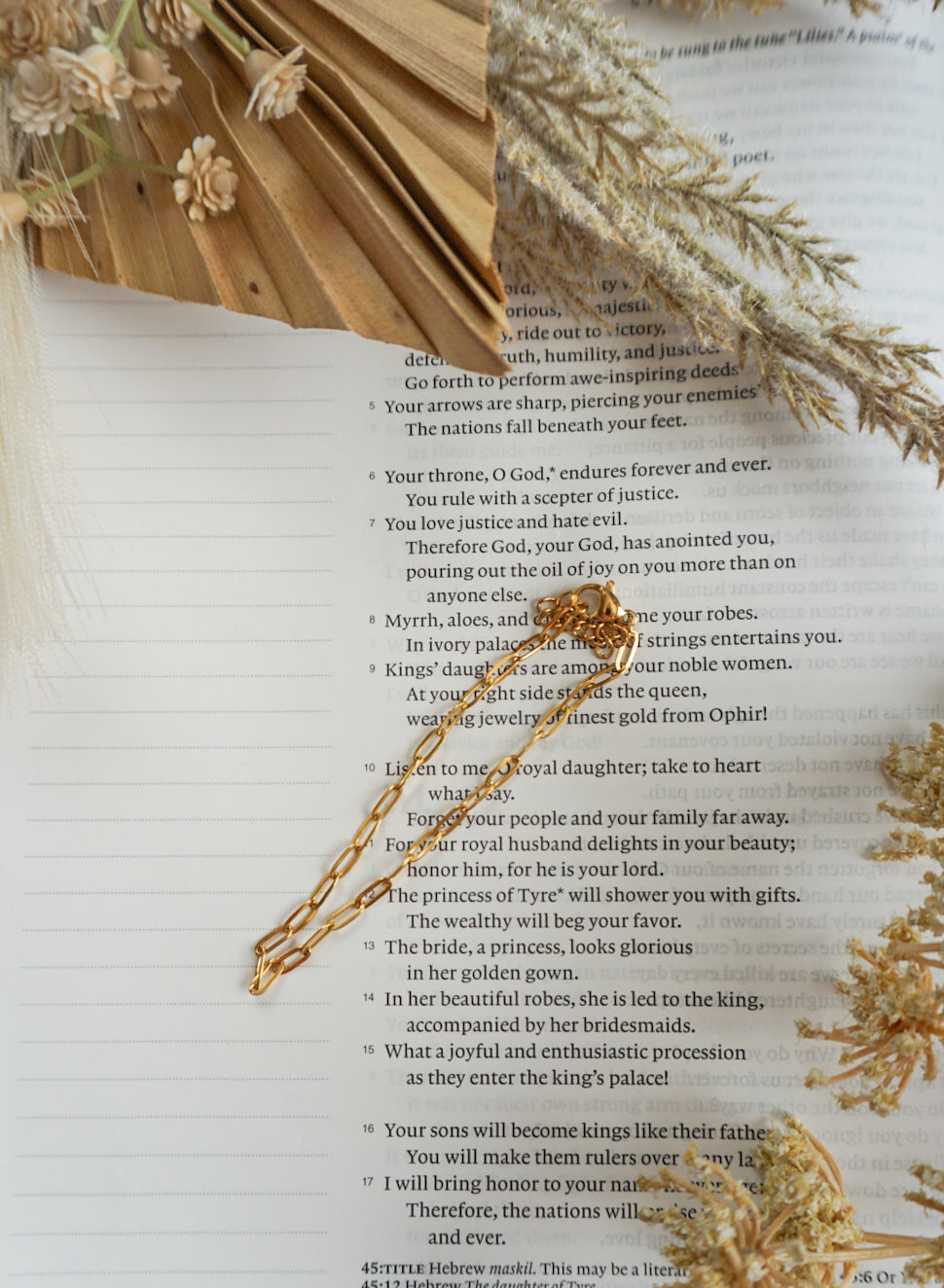 18k Gold Pvd Paperclip Charm Bracelet