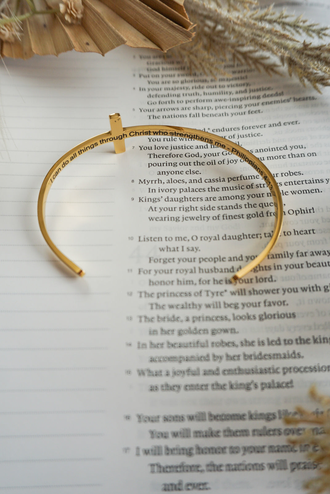 18k Gold Pvd Cross Cuff Bracelet