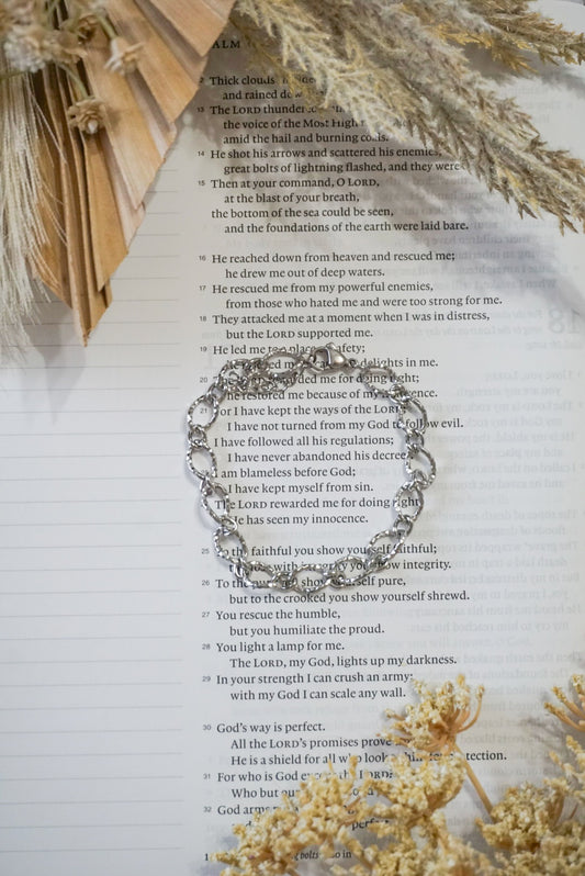 316 Stainless Steel Hammered Oval Bracelet