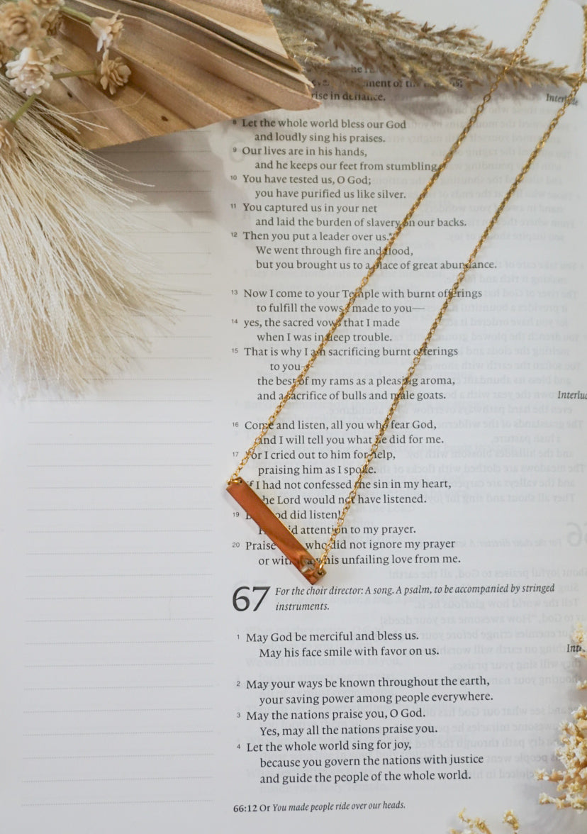 18k Gold Pvd Cross Cutout Bar Necklace