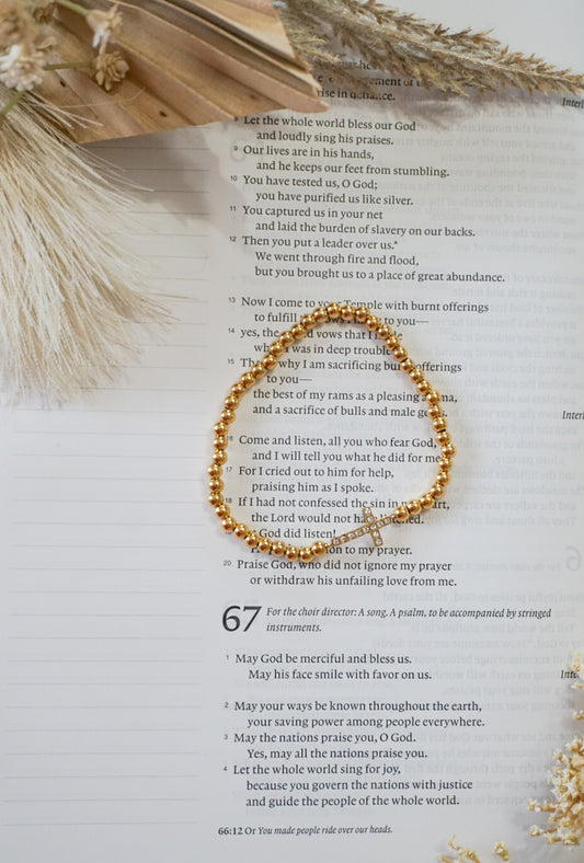 18k Gold Pvd Cross Stretch Beaded Bracelet