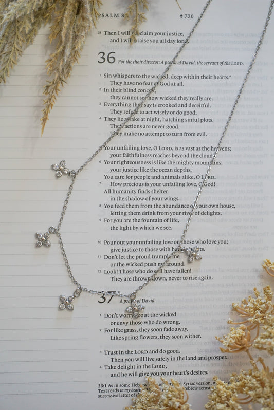 316 Stainless Steel Floral Dangle Necklace