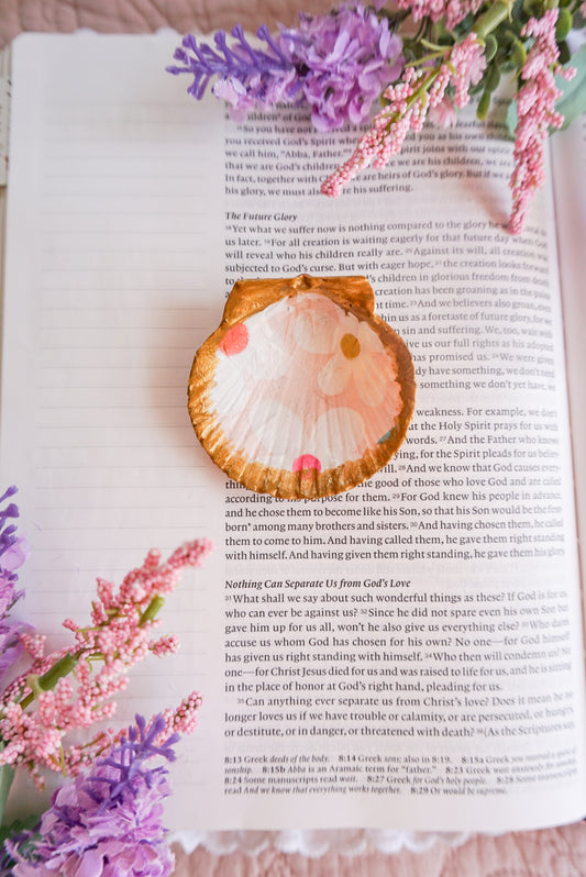 Small Shell Trinket Dish