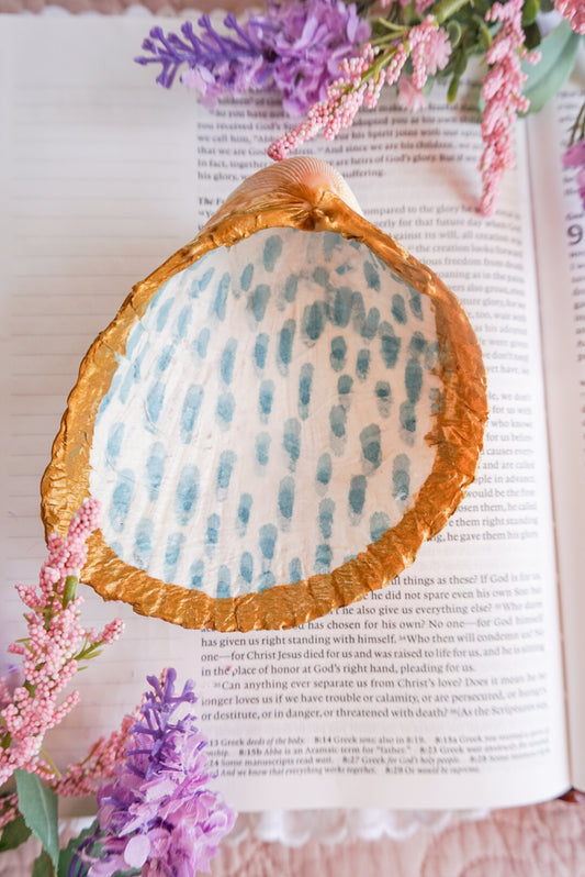 Large Shell Trinket Dish