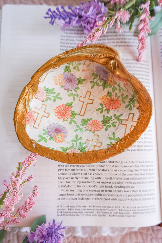Large Shell Trinket Dish